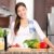 Küche · Frau · Essen · gesunde · Lebensmittel · stehen - stock foto © Ariwasabi