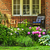 jardín · casa · frente · casa · sillas · jardín · de · flores - foto stock © elenaphoto