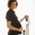 femme · enceinte · échelle · enceintes · femme · permanent - photo stock © iofoto