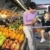 madre · alimentari · shopping · donna · frutta - foto d'archivio © iofoto