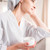 女子 · 浴衣 · 罐 · 奶油 · 側面圖 - 商業照片 © LightFieldStudios