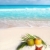 椰子 · 雞尾酒 · 果汁 · 海星 · 熱帶海灘 · 熱帶 - 商業照片 © lunamarina