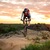 サイクリスト · ライディング · 自転車 · 山 · 歩道 · 日没 - ストックフォト © maxpro