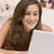 十幾歲的女孩 · 床 · 使用筆記本電腦 · 女孩 · 家 · 研究 - 商業照片 © monkey_business
