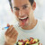 adulto · hombre · comer · fruta · fresca · ensalada · alimentos - foto stock © monkey_business