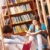 lettura · biblioteca · ritratto · adolescente · amici · libri - foto d'archivio © pressmaster