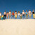 multidão · imagem · muitos · amigos · em · pé · praia - foto stock © pressmaster