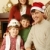 portret · de · familie · fericit · de · familie · în · picioare · alte · râs - imagine de stoc © pressmaster