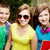 amis · portrait · trois · école · souriant -  © pressmaster