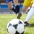 minge · de · fotbal · imagine · iarba · verde · fotbal · sportiv · fotbal - imagine de stoc © pressmaster