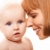 amorevole · madre · primo · piano · attento · toccare · figlia - foto d'archivio © pressmaster