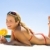 圖像 · 微笑的女人 · 海灘 · 享受 · 夏天 - 商業照片 © pressmaster