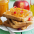utile · bambini · colazione · toast · jam · frutta - foto d'archivio © saharosa