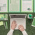 verde · business · imprenditore · utilizzando · il · computer · portatile · finanziaria · rapporti - foto d'archivio © stokkete