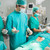 chirurgii · în · picioare · pacient · teatru · sânge · spital - imagine de stoc © wavebreak_media