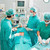 echipă · chirurgii · pacient · teatru · spital · monitoriza - imagine de stoc © wavebreak_media