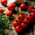 frescos · orgánico · tomate · cherry · mesa · de · madera · estilo · rústico - foto stock © zoryanchik